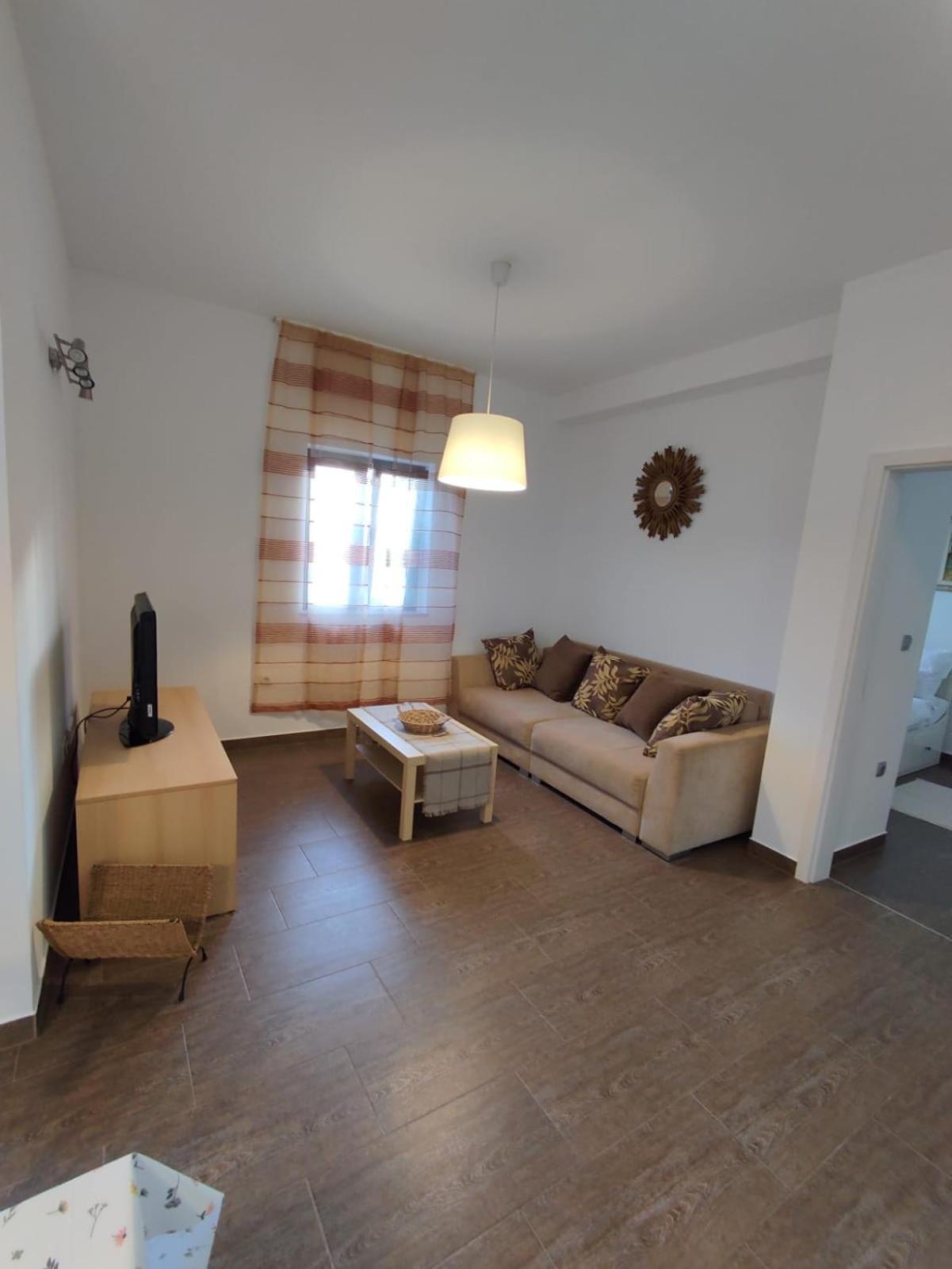 Residence Jonathan Biograd Na Moru Bagian luar foto